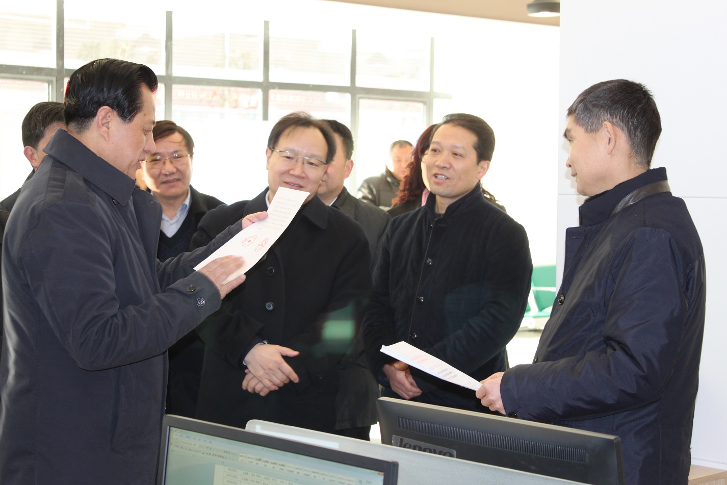 春节后第二天，市委书记王树山视察许昌科技大市场